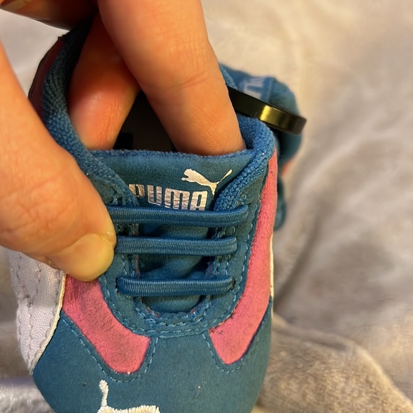 Puma Baby Suede slip on shoes size 1 - Picture 5 of 7